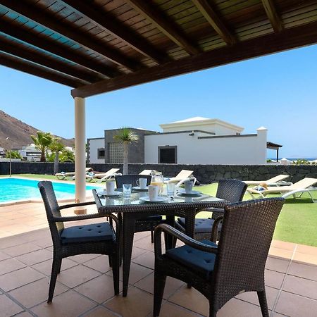 Villa Los Dragos Playa Blanca  Luaran gambar