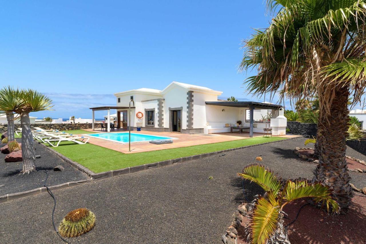 Villa Los Dragos Playa Blanca  Luaran gambar