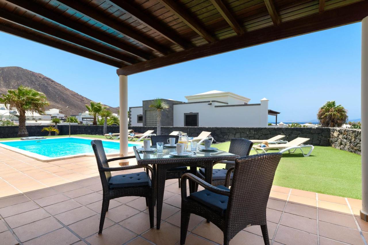 Villa Los Dragos Playa Blanca  Luaran gambar