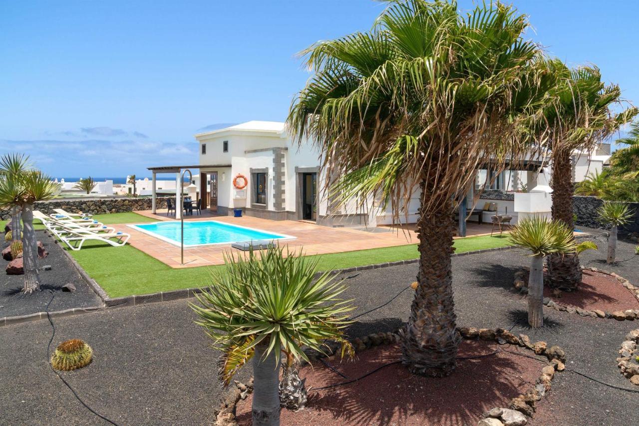 Villa Los Dragos Playa Blanca  Luaran gambar